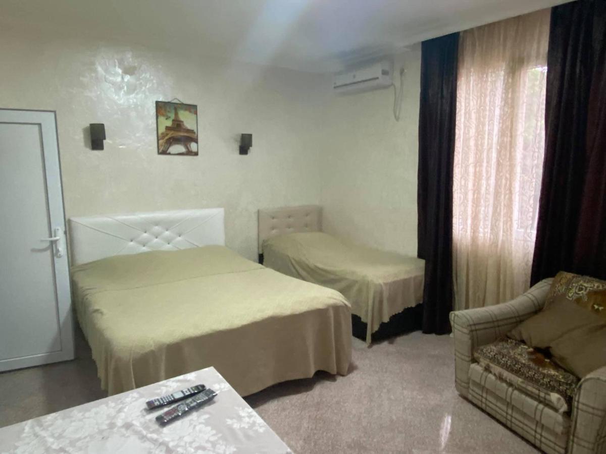 Guest House "Sulo" Koboeleti Buitenkant foto
