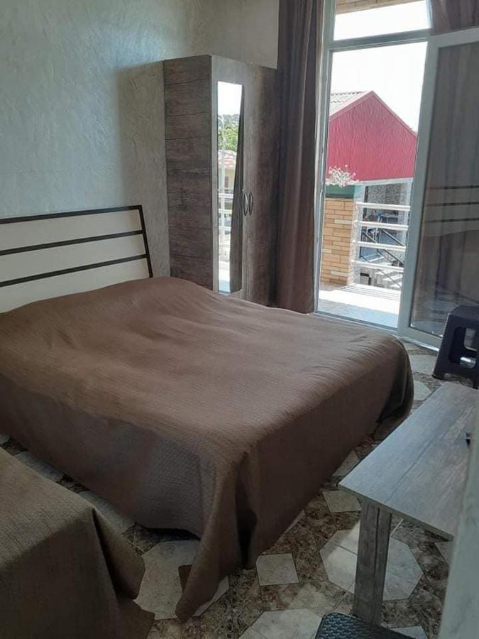 Guest House "Sulo" Koboeleti Buitenkant foto